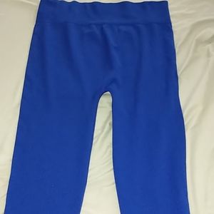 Blue leggings